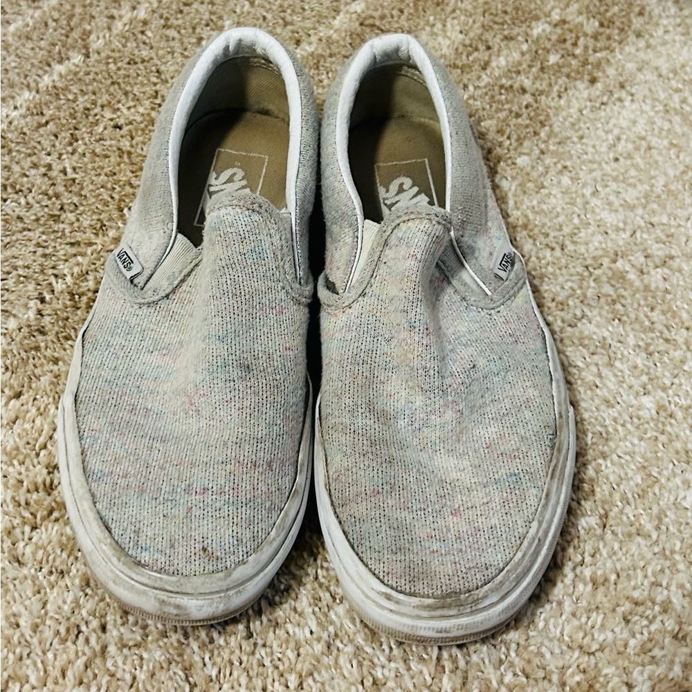 Vans classic slip ons